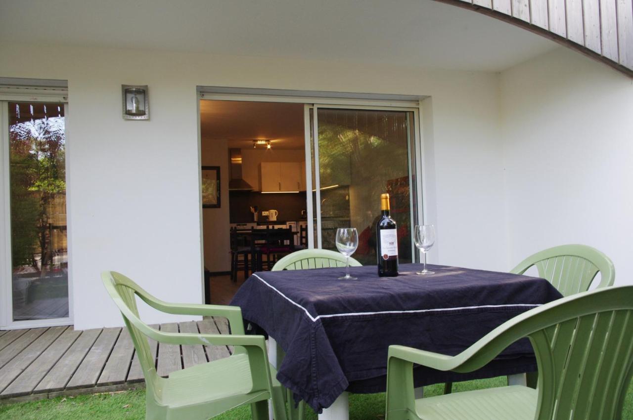 Bassin D'Arcachon Ares Charmant T2 Jardin Apartment Exterior photo