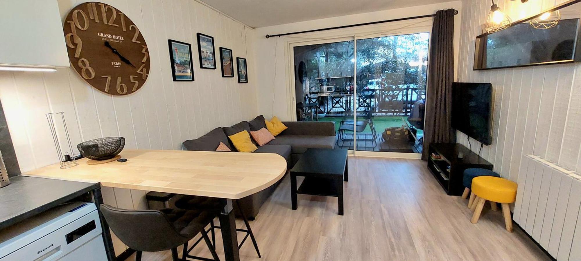 Bassin D'Arcachon Ares Charmant T2 Jardin Apartment Exterior photo